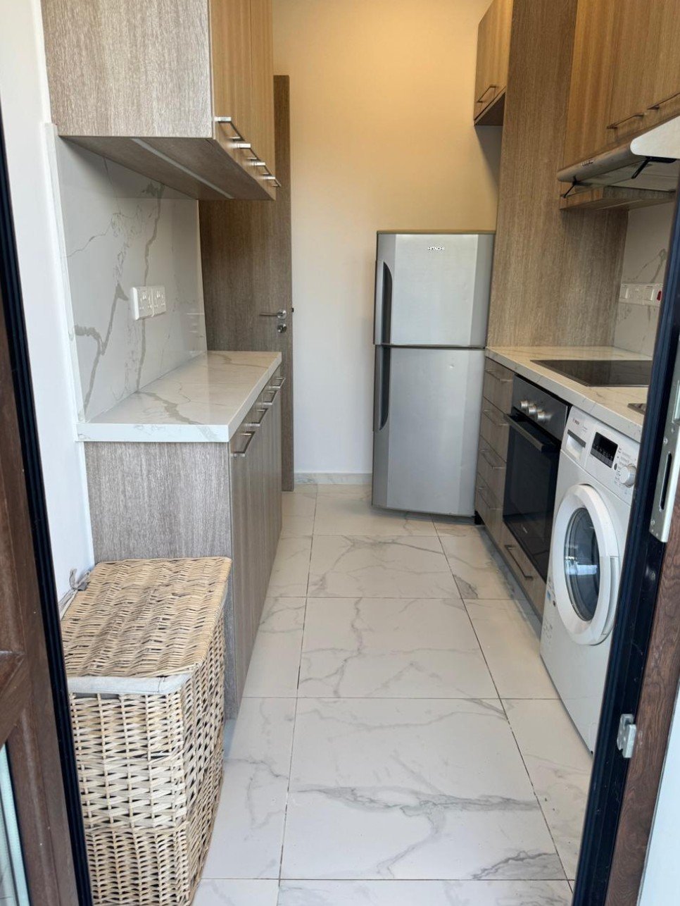 bedroom apartment for rent in limassol .jpg