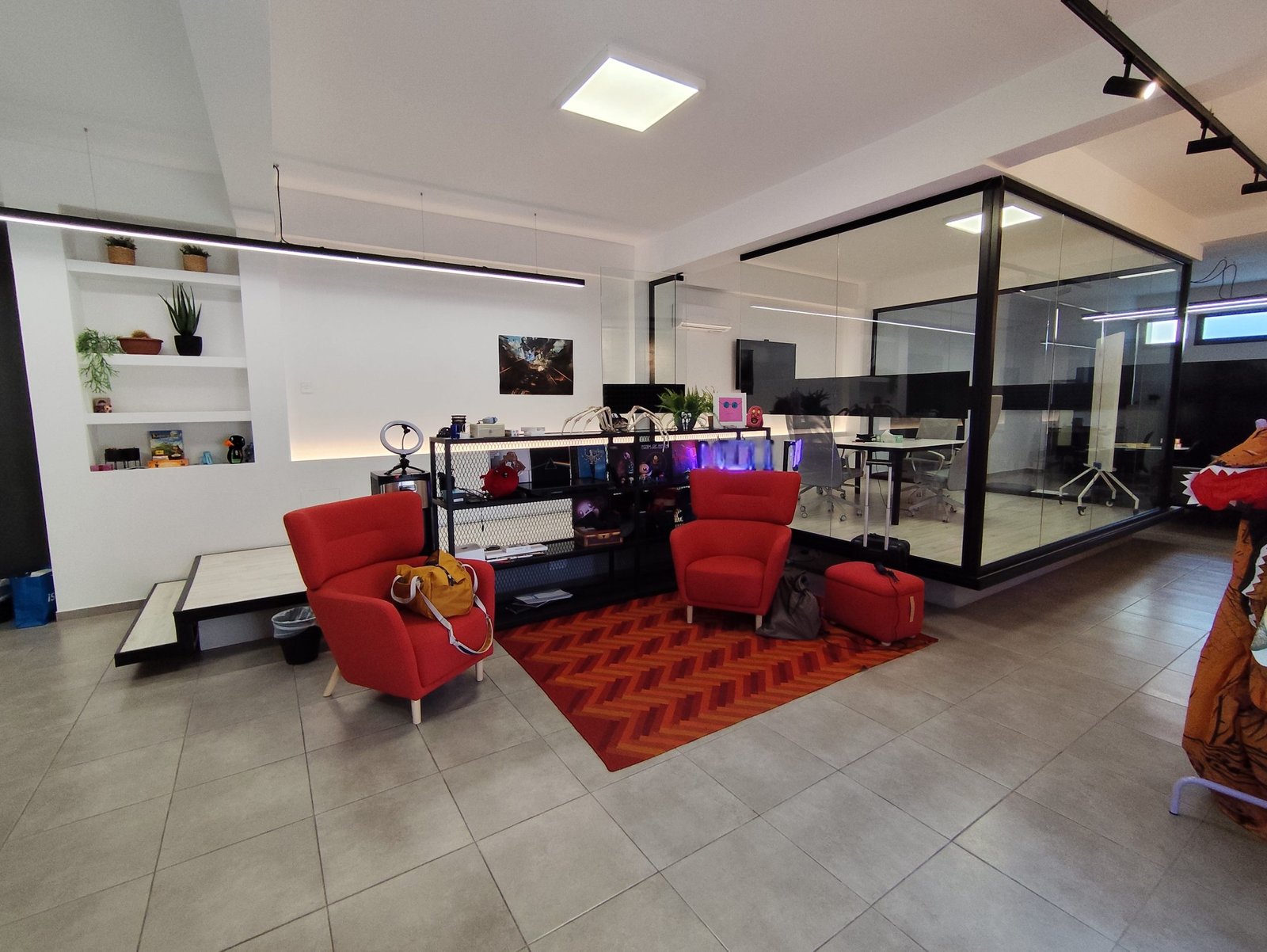 commercial property for rent scaled .jpg