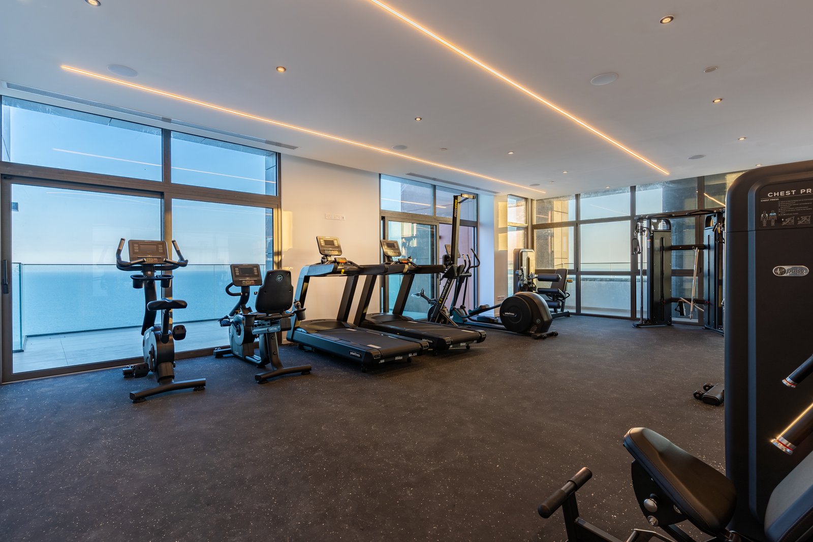 luxury apartmnets for sale in limassol .jpg