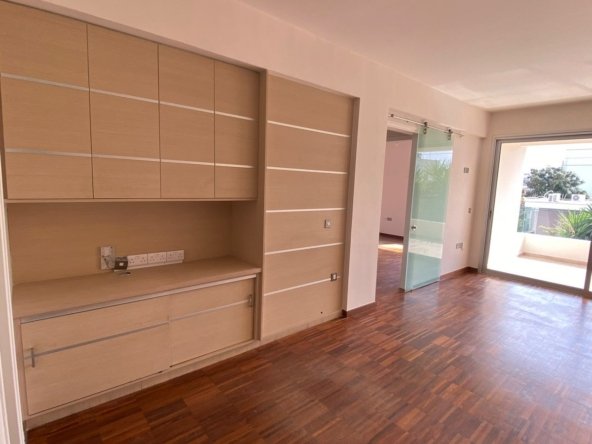 office apartment for rent in limassol center .jpg